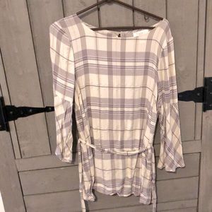 Motherhood maternity gray plaid shirt with belt